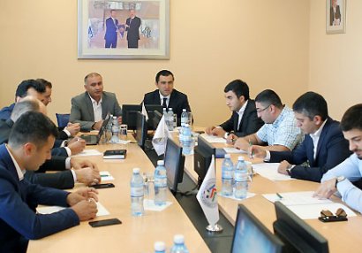 Klublar Komitəsi sədr seçəcək