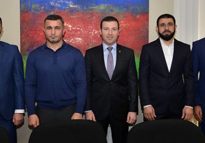 Rəşad Sadıqov iki yığmanın baş məşqçisi oldu - SİYAHI