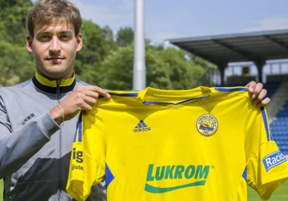 Bakı klubu argentinalı futbolçu transfer edir