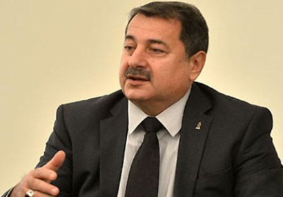 Vaqif Sadıqov Qurbanovla görüşüb, amma... (MÜSAHİBƏ)
