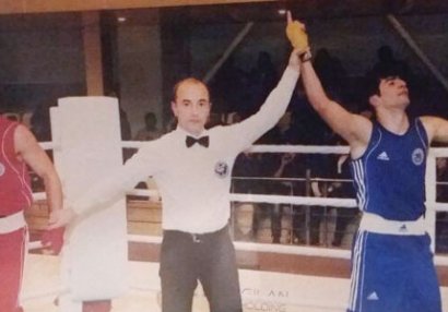 Azərbaycan çempionatında qalmaqal: Boksçu polisə aparıldı - VİDEO