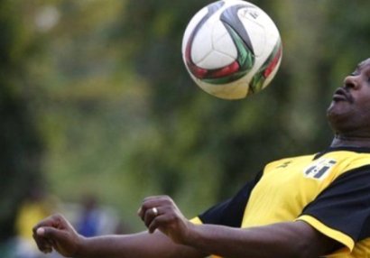 Futbolda ölkə prezidentinə kobudluq edən klubun rəsmiləri həbs edildi - FOTO