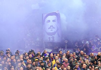 David Astori yad edildi, bütün stadion ağladı - FOTOLAR