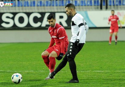 Meza Kollinin ayağı sınıb?