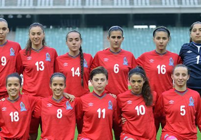 Millimiz böyükhesabla yenildi