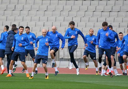 3 futbolçu millidə debüt etdi