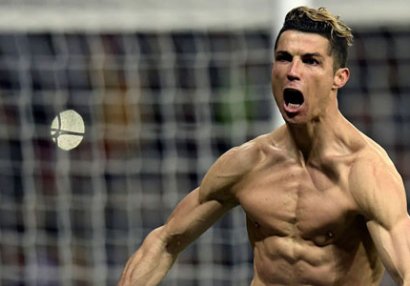 Ronaldo 200 dərəcə soyuqda...