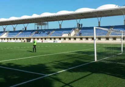 Azərbaycan Kubokunda dava: Baş məşqçi futbolçunu vurdu - VİDEO