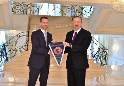 UEFA başqanı İlham Əliyevə məktub göndərdi