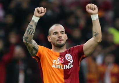 Sneyder açıqladı: “Qalatasaray”a dönəcəm”