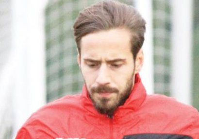 Türkiyə klubu millimizin futbolçusu ilə yollarını ayırdı