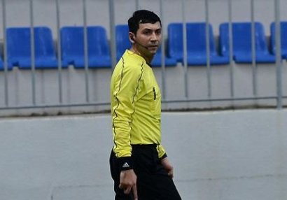 Azərbaycanlı hakim İsveçrə - İngiltərə matçında