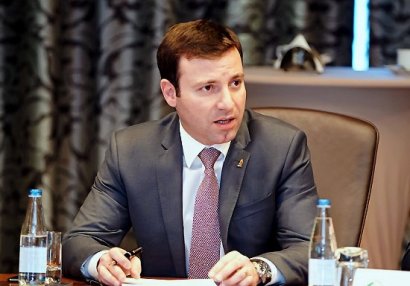 Baş katibin məkrli \