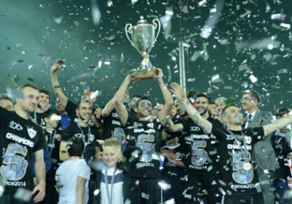 Premyer Liqanın medalçıları mükafatlandırıldı - VİDEO