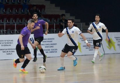 AFFA iranlı futbolçuları cəzalandırdı
