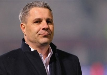 Məşhur mütəxəssis \