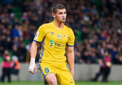 Ayaz Quliyev 500 min avroya transfer olundu