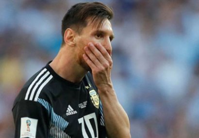 Messi baş məşqçidən tələb etdi: \