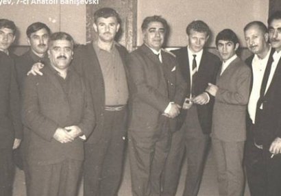 Məşhur bakılı avtoritetlə əfsanəvi futbolçunun gizli dostluğu - TAM MƏXFİ