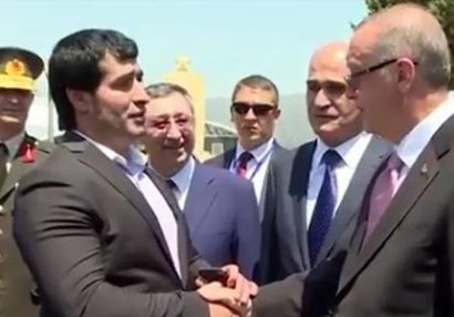 Ərdoğanla azərbaycanlı idmançının səmimi söhbəti - VİDEO