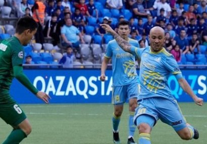 Almeyda 90 dəqiqə oynadı, \