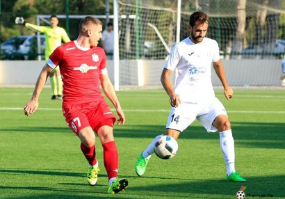 Millimizə ilk dəfə çağırılan müdafiəçi: \