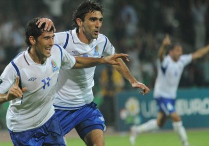 Milliyə dönən Rauf Əliyev: \