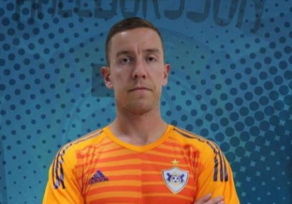 “Qarabağ”ın qapıçısı İslandiya millisində