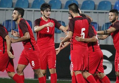 Rəşad Sadıqov üçün 2 rəqib