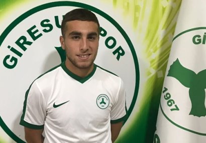 Yığmamızın futbolçusu 4 qola sevindi