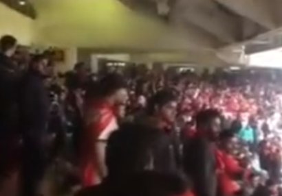 Futbolda görülməmiş anşlaq: azərbaycanlılar tribunanı 2 saat əvvəldən doldurdu (VİDEO)