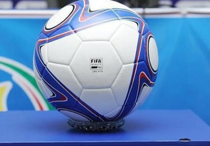 Azarkeşləri söyən futbolçu cəzalandı