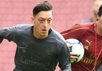 Məsut Özil \