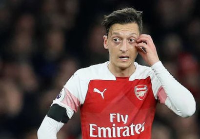 Məzut Özil \