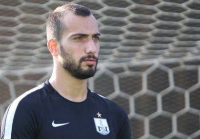 “Neftçi” daha bir futbolçu ilə yollarını ayırdı