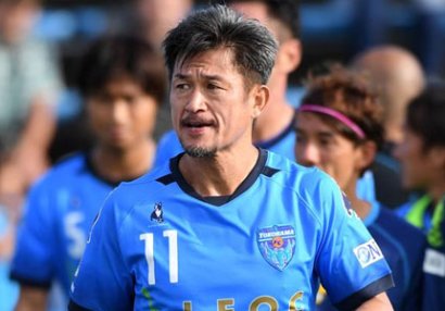 51 yaşlı futbolçu yeni müqavilə imzaladı