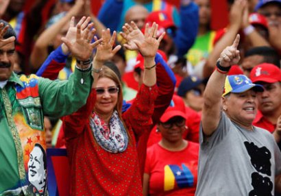 Maradonadan Maduroya dəstək