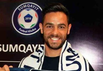 Riad Rəfiyev özünü \