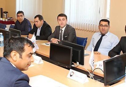 Klublar Komitəsi sədr seçəcək