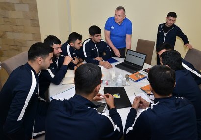 Stuxlikin mühakiməsi: avstriyalı cərimələrdən xəbərsiz imiş