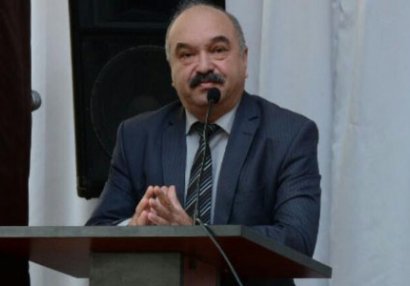 Azərbaycanda idarə rəisi xidməti maşını ilə qəzaya düşdü: ağır yaralandı
