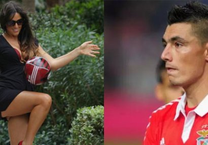 Futbolçu baş məşqçisinin sevgilisi ilə yaxalandı - FOTOLAR