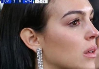 Ronaldo qolları sıraladı, sevgilisi göz yaşı tökdü - FOTO/VİDEO