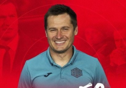 Azərbaycanlı futbolçunun baş məşqçisi qolvuldu