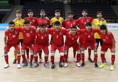 Yığmamız Hollandiyaya da böyük hesabla uduzdu