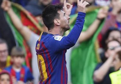 Rekordlar kralı Messi