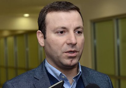 “Səfehlər günü”ndə ağ yalan və qara böhtan - GÜNDƏM