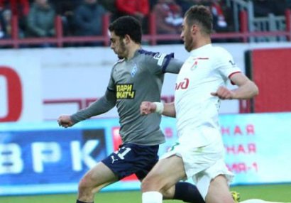 Ramil Şeydayev: təkbətəki qaçırdı, penaltiyə səbəb oldu, penalti vurdu - VİDEO