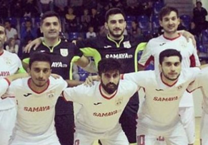 Millimizin üzvü qəlyan çəkib paylaşdı - FOTOLAR