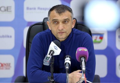 Elşad Əhmədov: \